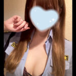 圧倒的なビジュアルと抜群の美脚を武器に、見る者すべてを惹きつける!【らん巡査】